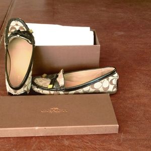 Coach flats